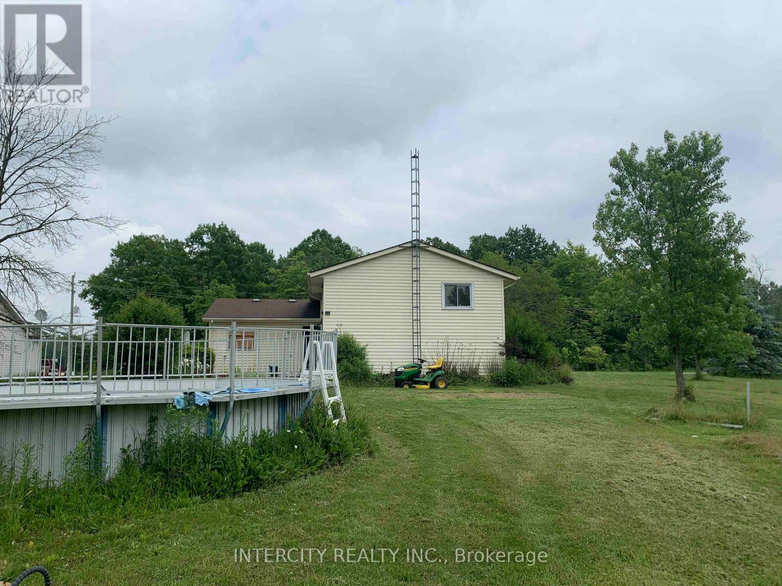 2477 Sutherland Dr, Fort Erie, Ontario  L2A 5M4 - Photo 36 - X8252082
