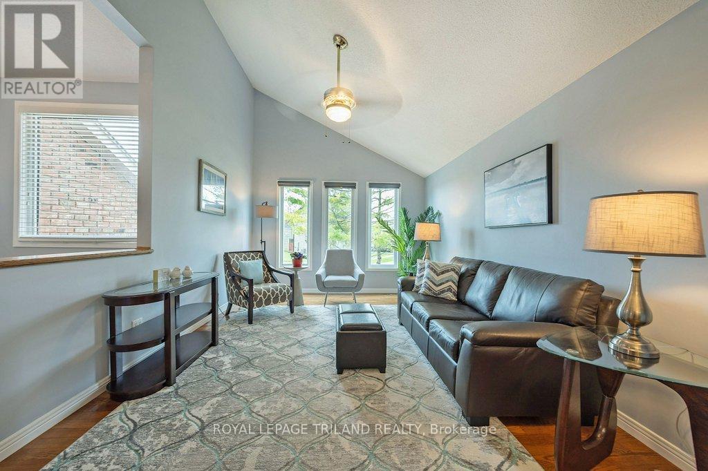 321 Selbourne Dr, Central Elgin, Ontario  N5L 1B1 - Photo 6 - X8252232