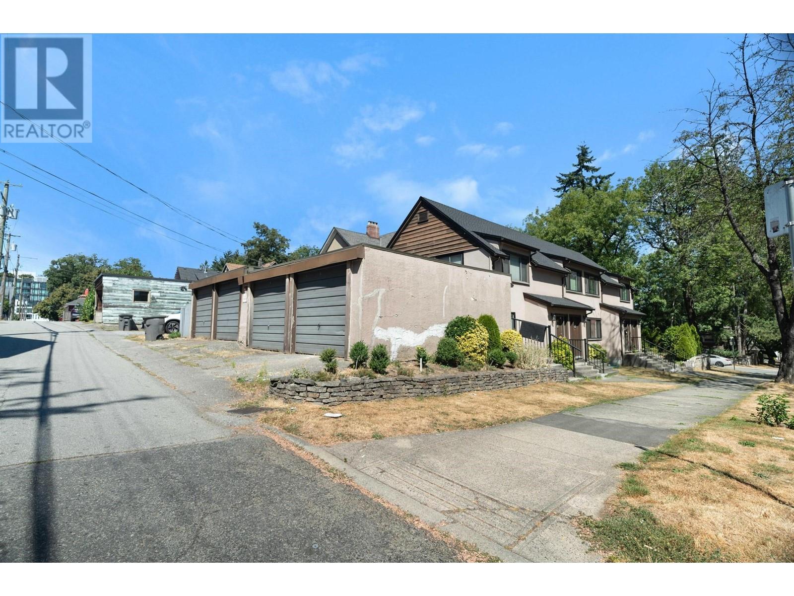Listing Picture 14 of 21 : 314 W 12TH AVENUE, Vancouver / 溫哥華 - 魯藝地產 Yvonne Lu Group - MLS Medallion Club Member