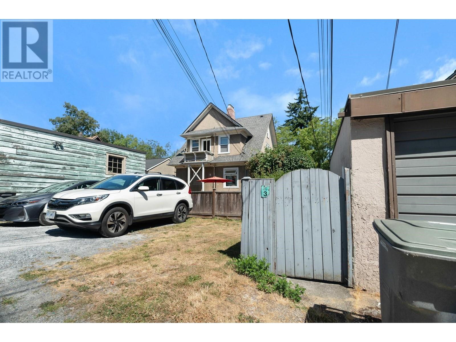 Listing Picture 17 of 21 : 314 W 12TH AVENUE, Vancouver / 溫哥華 - 魯藝地產 Yvonne Lu Group - MLS Medallion Club Member