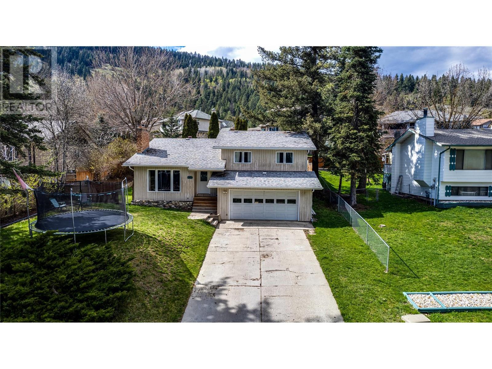 1824 Saddleview Avenue, Lumby Valley, Lumby 