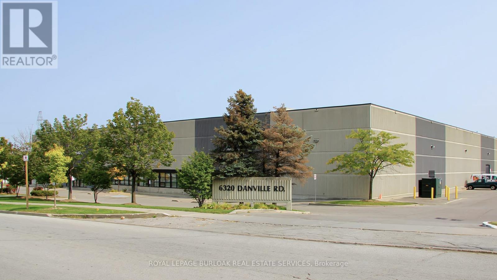 #1 -6320 Danville Rd, Mississauga, Ontario  L5T 2Y7 - Photo 2 - W8252972