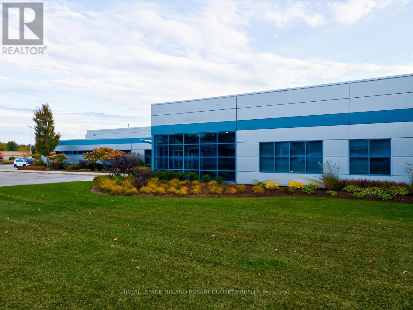 405 Exeter Road, London, Ontario N6E 2Z3 (26777988) Robert Di Loreto