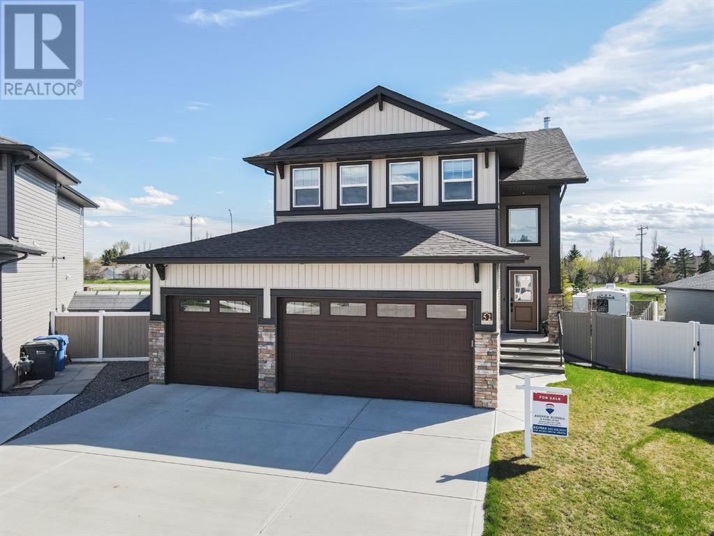 52 Toal Close, Red Deer, Alberta  T4P 0W6 - Photo 1 - A2123333