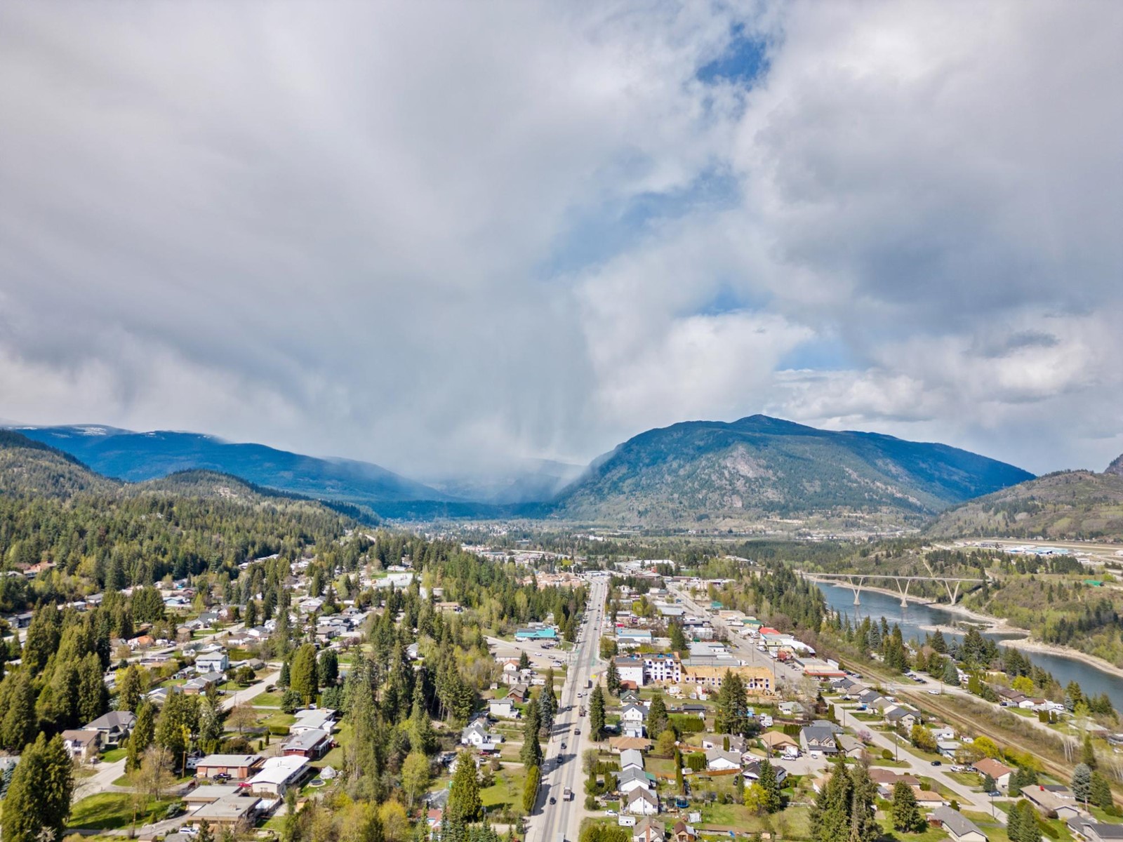 2612 Columbia Avenue, Castlegar, British Columbia  V1N 3K1 - Photo 42 - 2476282