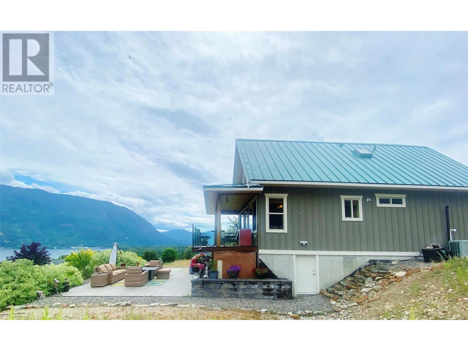 2633 Squilax Anglemont Road Unit# 201, Lee Creek, British Columbia  V0E 1M4 - Photo 32 - 10309676