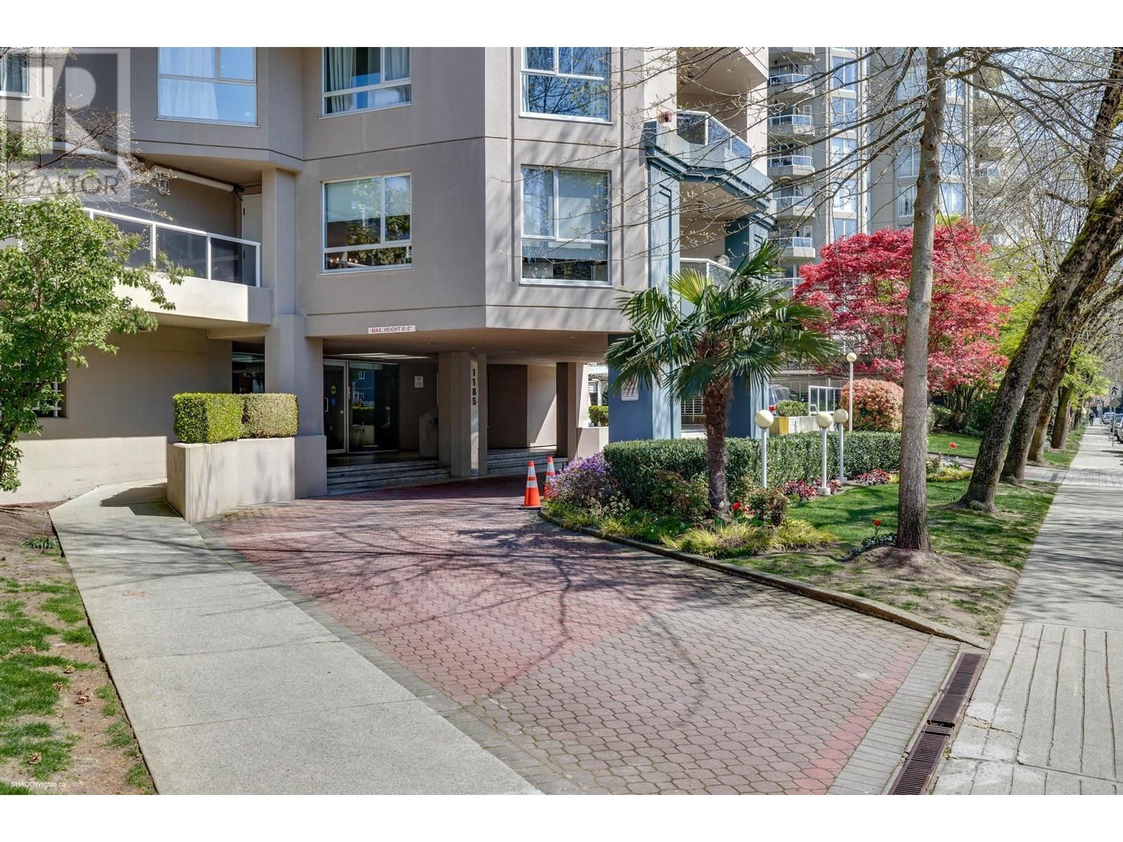 1802 1185 Quayside Drive, New Westminster, British Columbia  V3M 6T8 - Photo 3 - R2872694