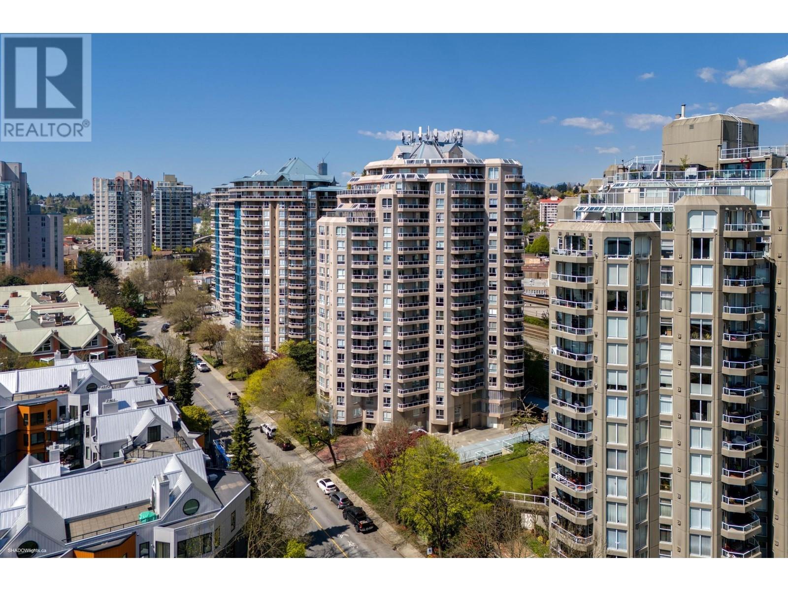 1802 1185 Quayside Drive, New Westminster, British Columbia  V3M 6T8 - Photo 1 - R2872694