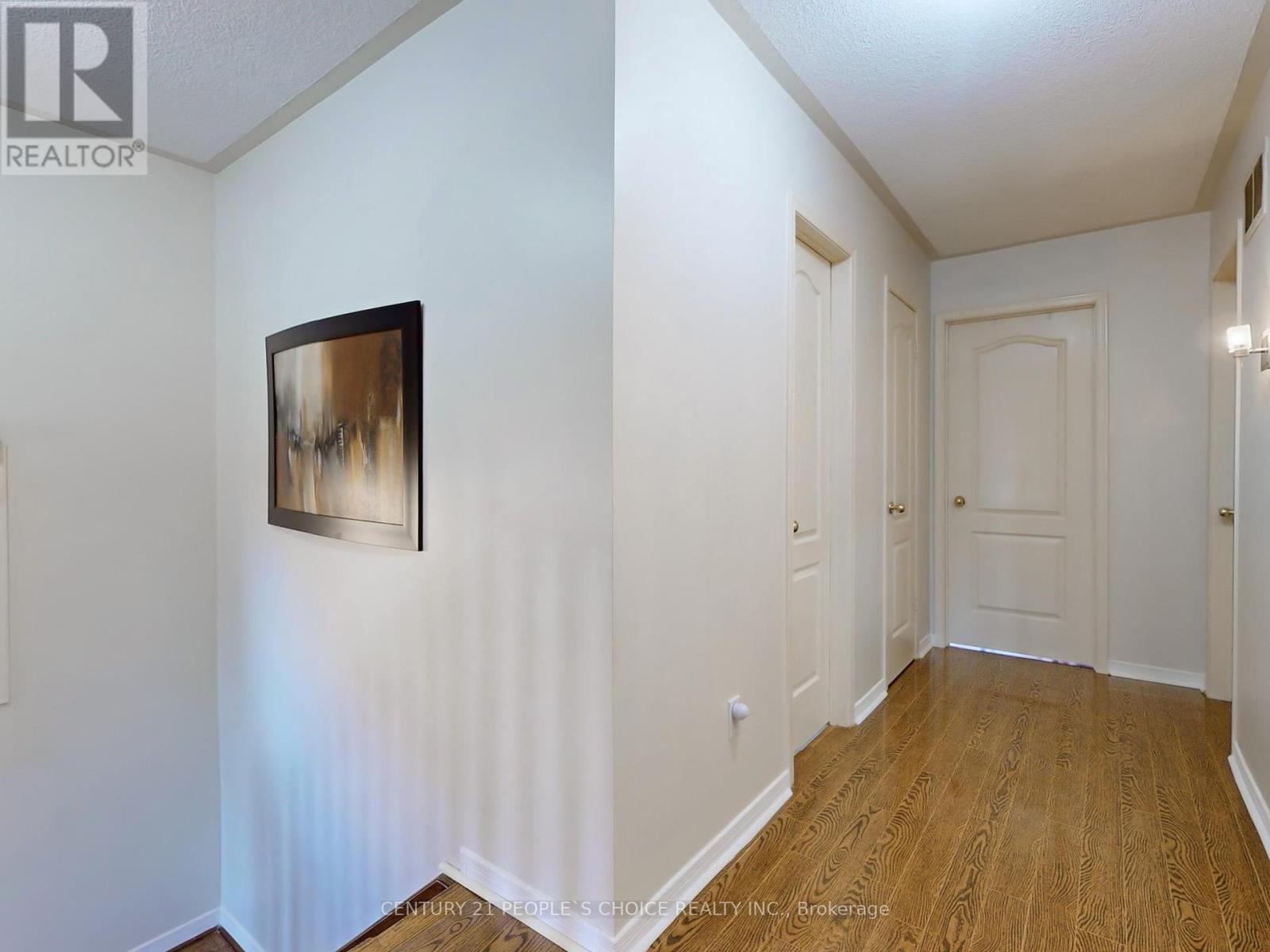 6018 Duford Dr, Mississauga, Ontario  L5V 1A8 - Photo 24 - W8254100