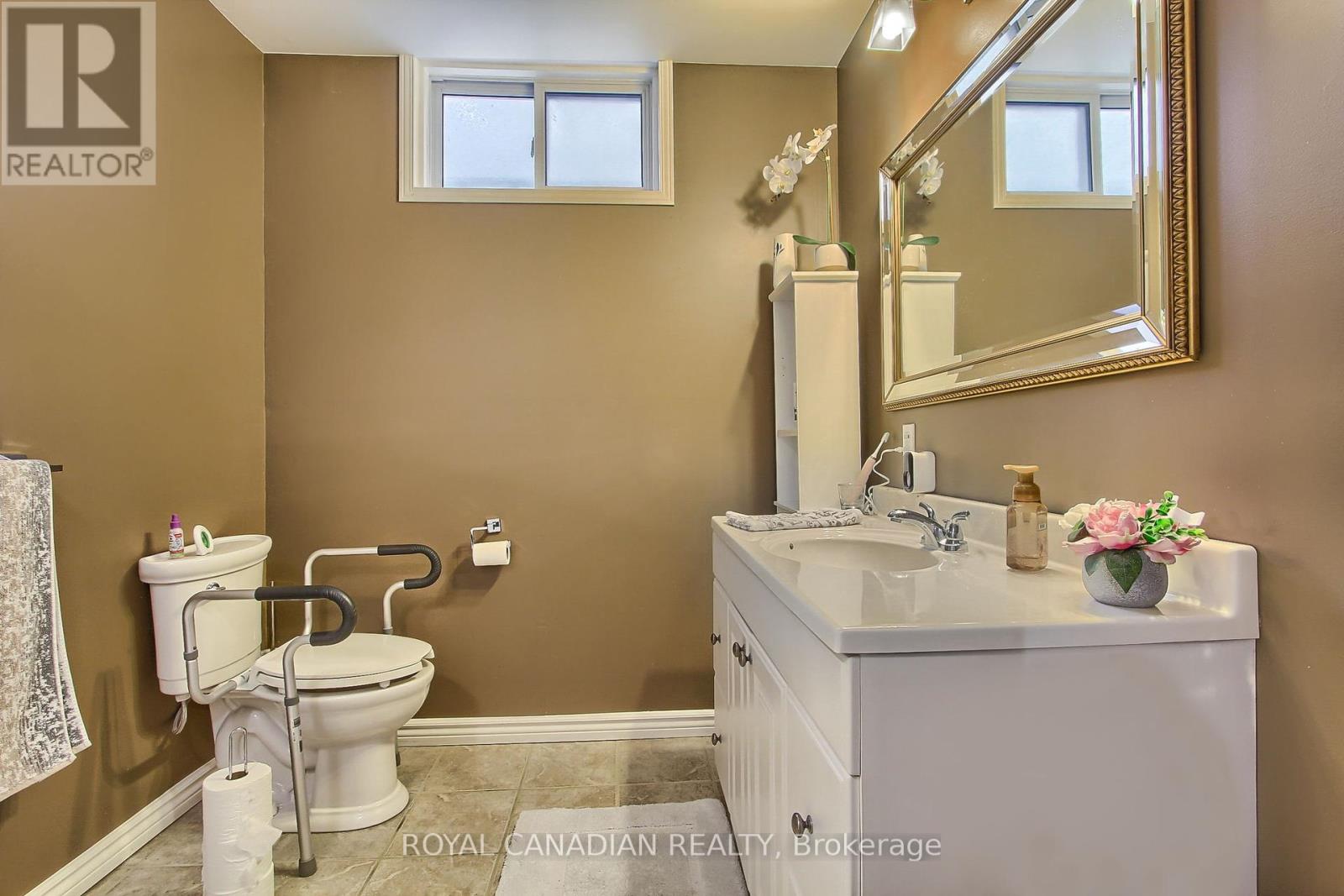 182 Taylor Dr, Barrie, Ontario  L4N 8L1 - Photo 32 - S8254364