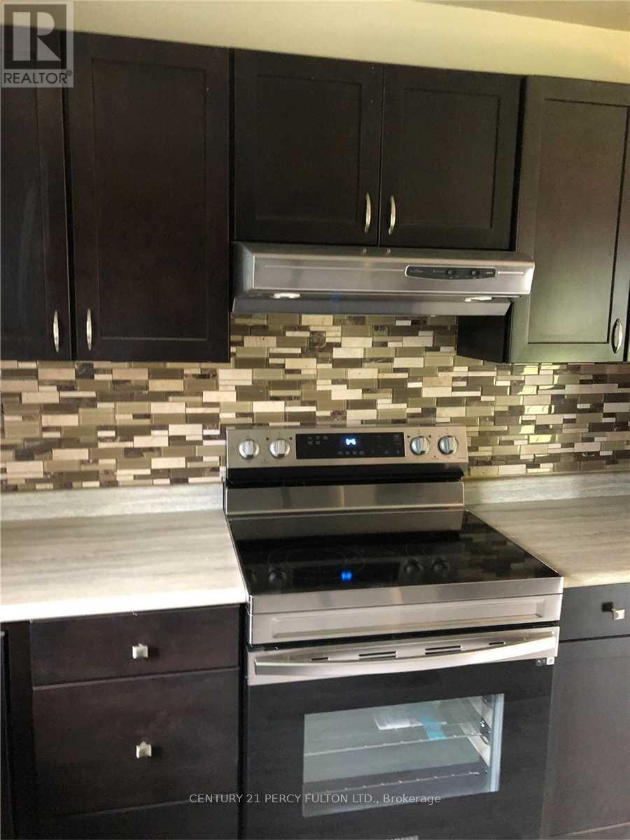 579 Veterans Rd, Oshawa, Ontario  L1H 0B2 - Photo 10 - E8254908