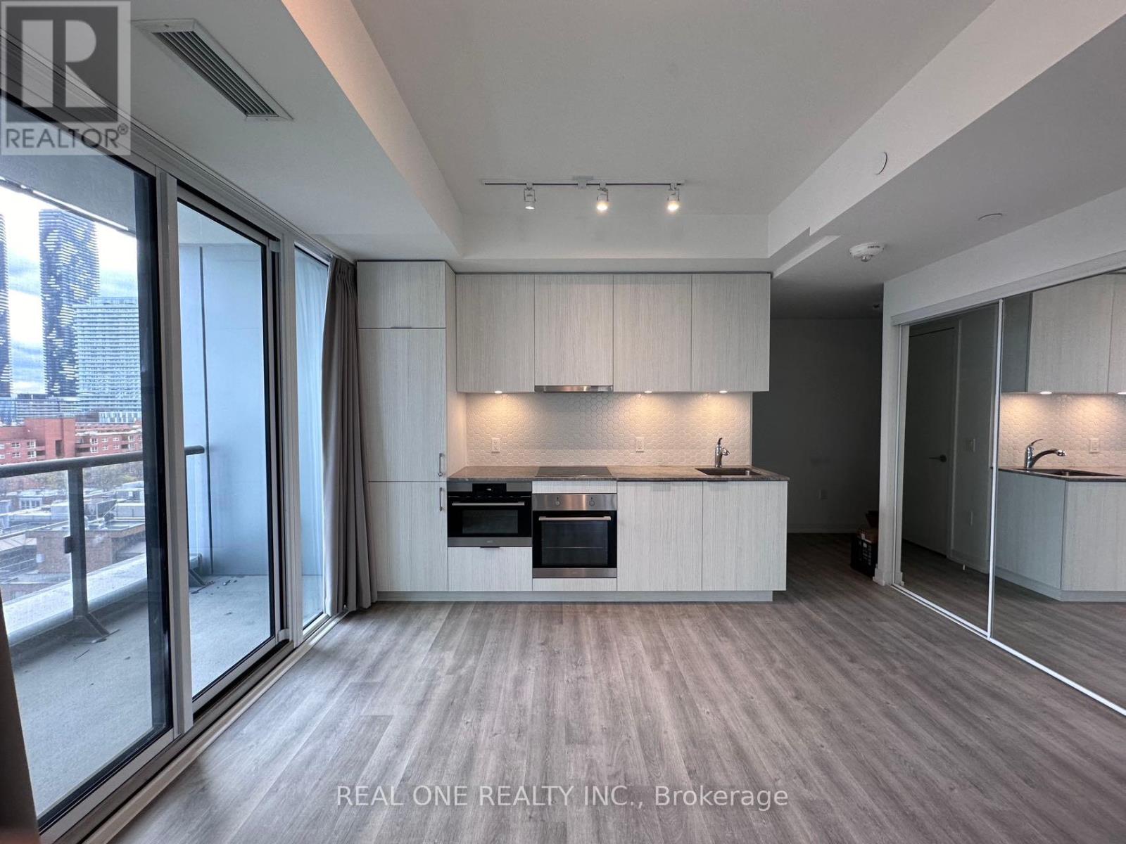 815 - 158 Front Street E, Toronto, Ontario  M5A 0K9 - Photo 14 - C8254226