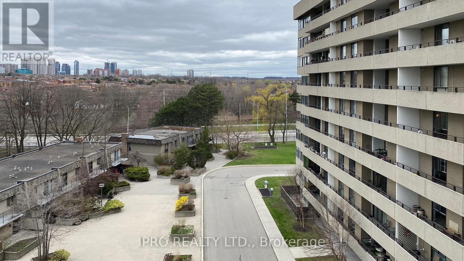 707 - 1320 Mississauga Valley Boulevard W, Mississauga, Ontario  L5A 3S9 - Photo 5 - W8255096