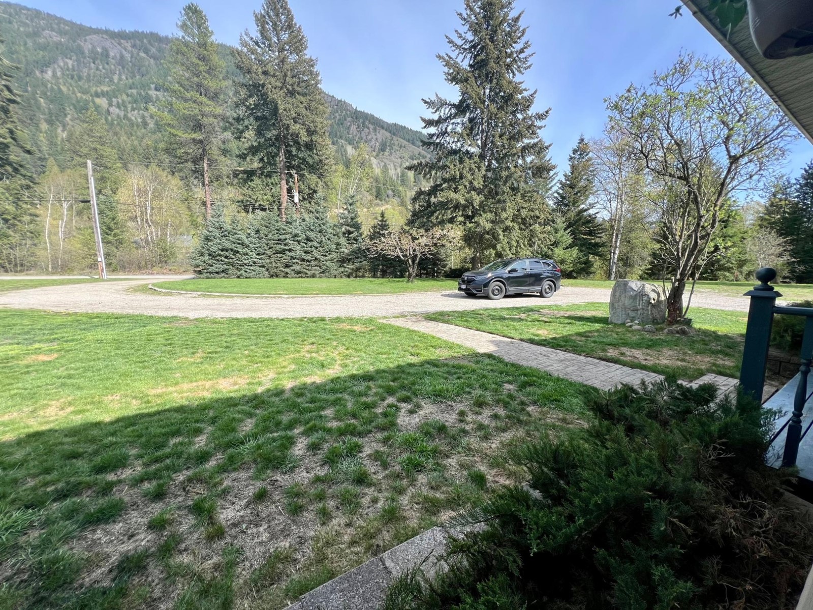 1394 Relkoff Road, Castlegar, British Columbia  V1N 4T8 - Photo 38 - 2476290