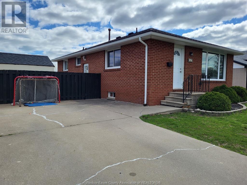 5056 Colbourne, Windsor, Ontario  N8T 1T8 - Photo 2 - 24008290