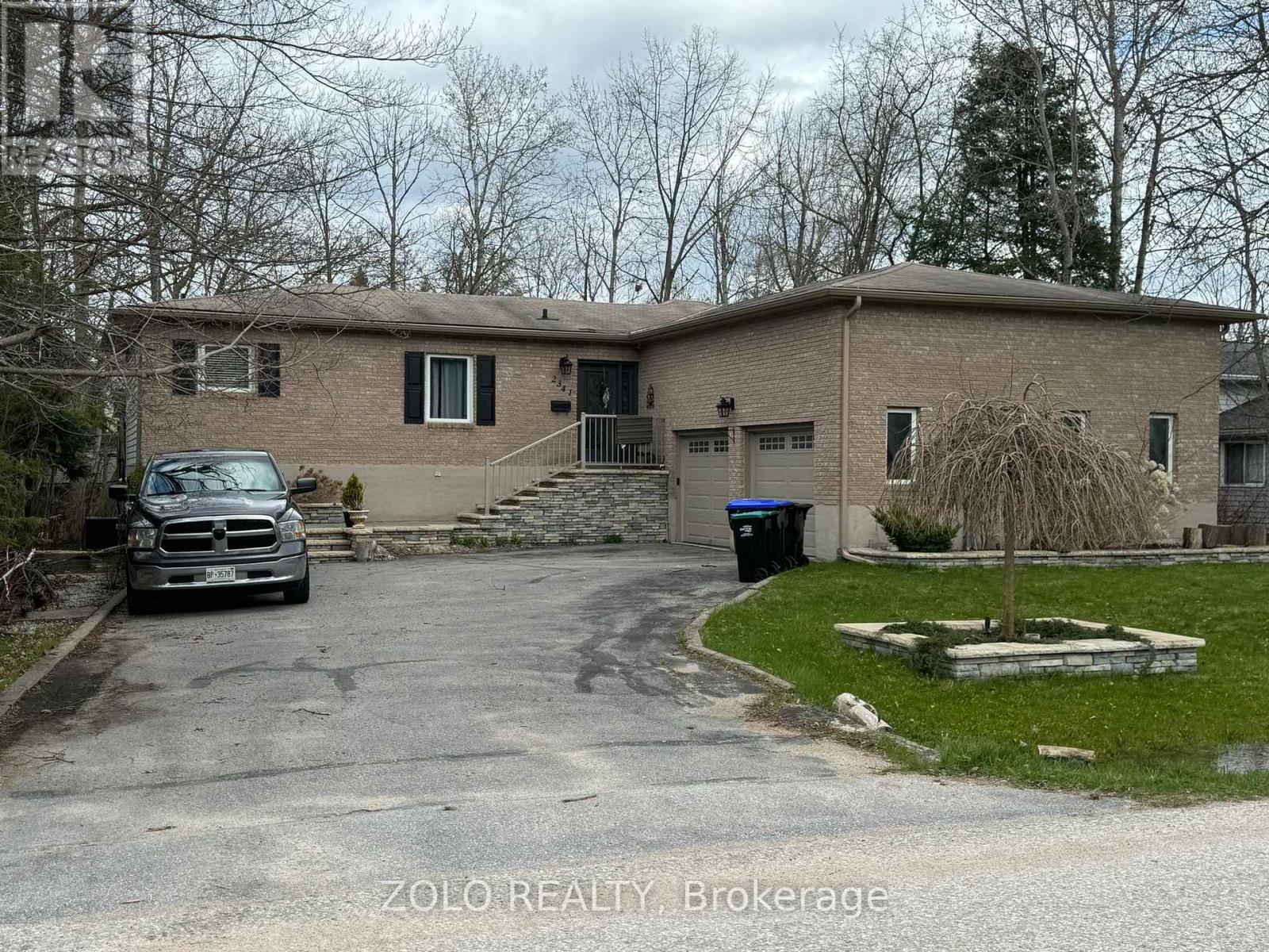 <h3>$1,800<small> Monthly</small></h3><p>2341 Taylorwoods Blvd, Innisfil, Ontario</p>