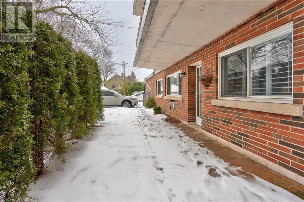 14 Norris Place Unit# 103, St. Catharines, Ontario  L2R 2W8 - Photo 26 - 40575426