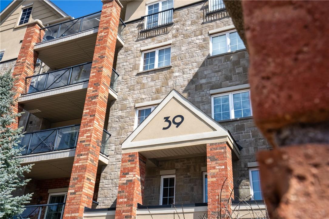 39 Ferndale Drive S, Unit #405, Barrie, Ontario  L4N 5T5 - Photo 8 - H4191502
