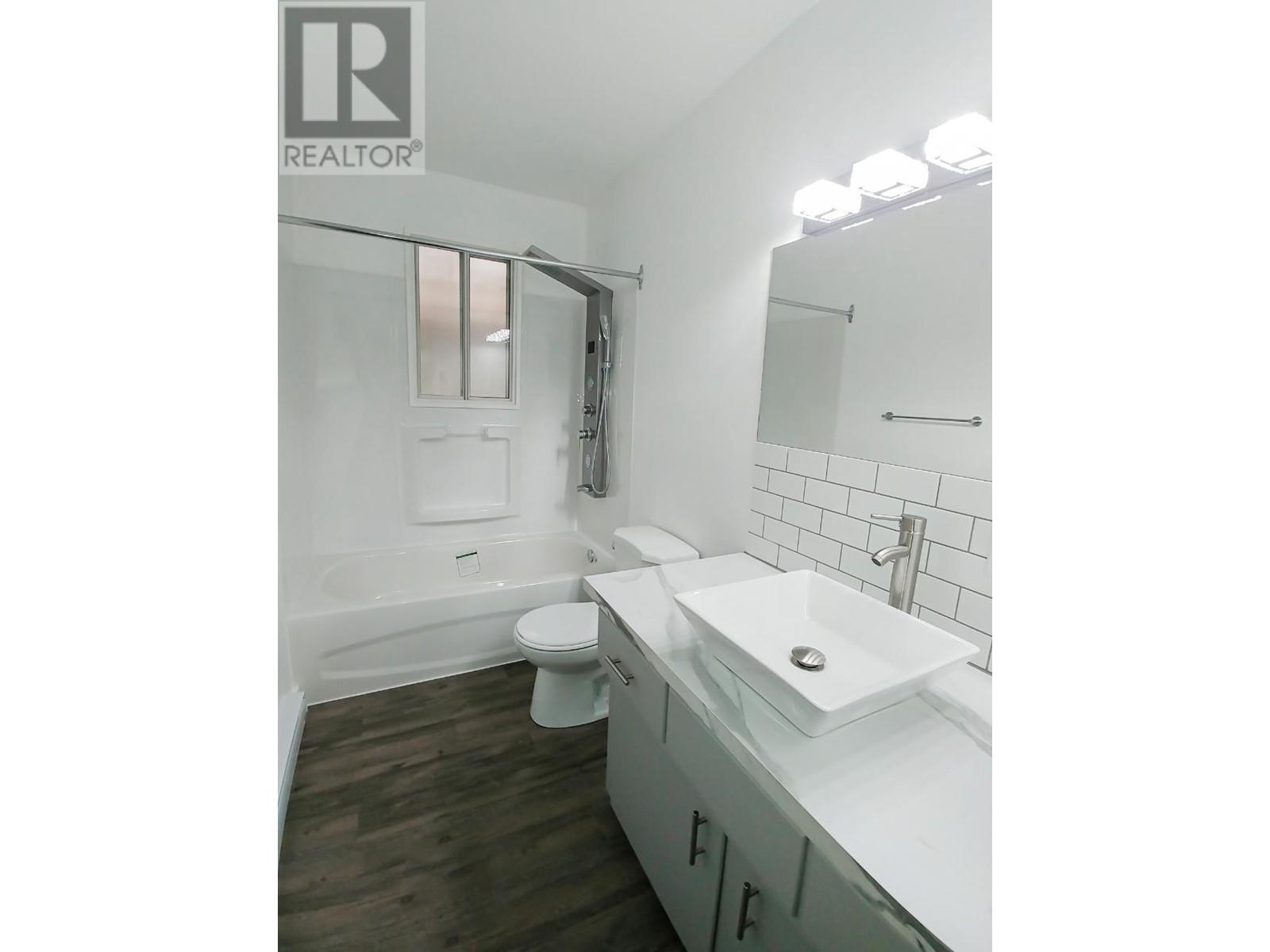 1129 Mountainview Road, Clearwater, British Columbia  V0E 1N1 - Photo 20 - 177965