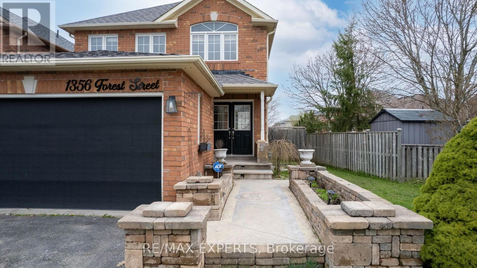 1356 Forest St, Innisfil, Ontario  L9S 4Y4 - Photo 2 - N8258326