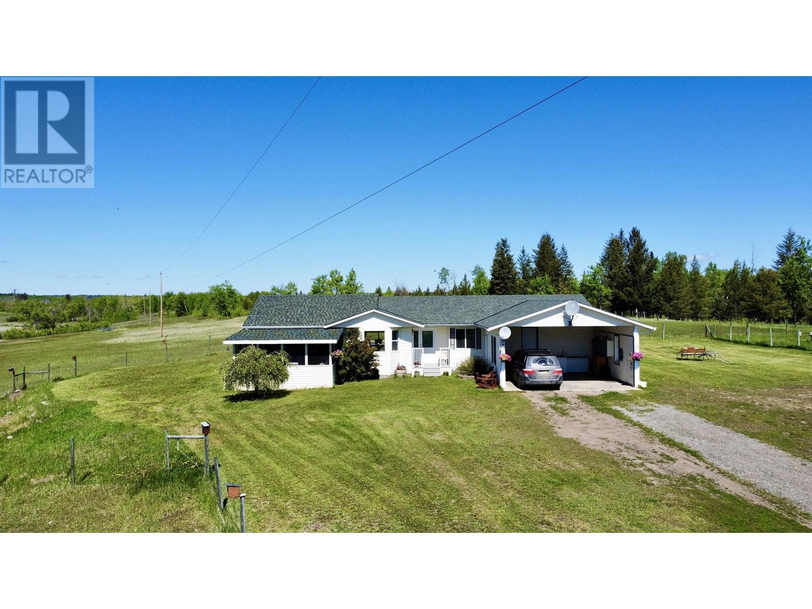 5028 Abel Lake Road, 100 Mile House, British Columbia  V0K 2E1 - Photo 2 - R2872494