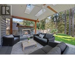 5714 BLUEBELL DRIVE, west vancouver, British Columbia