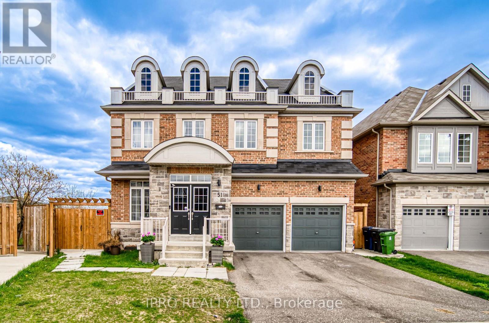51 Fred Young Dr, Toronto, Ontario  M3L 0A1 - Photo 1 - W8258686