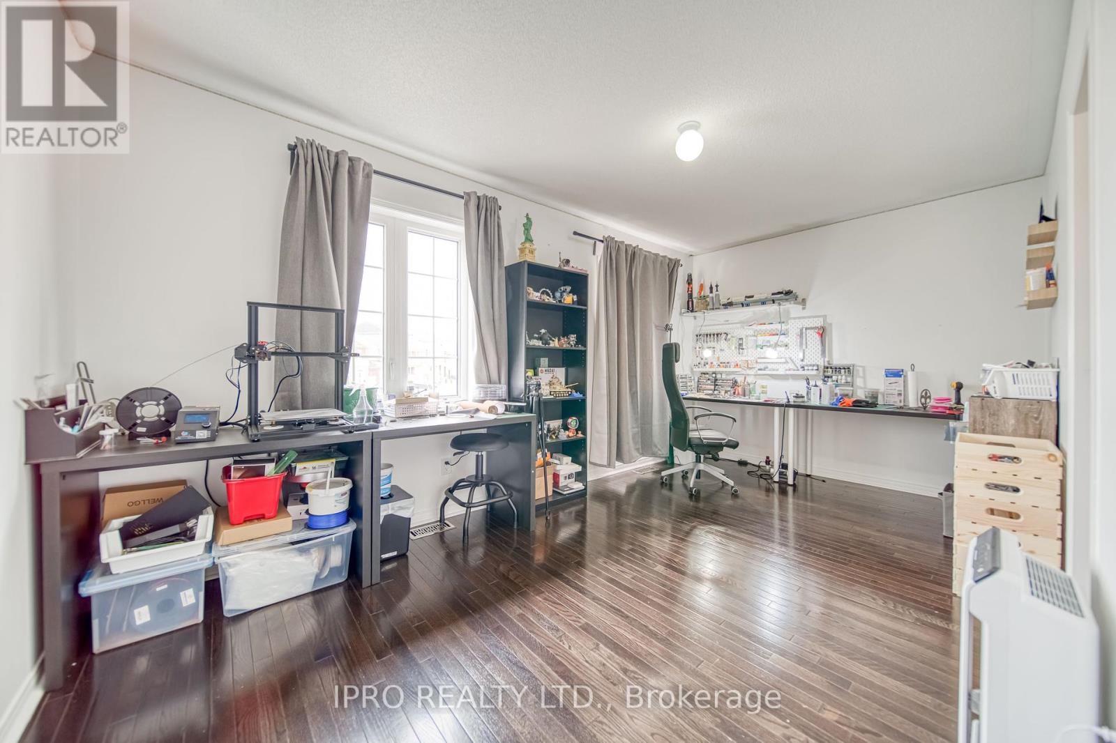 51 Fred Young Dr, Toronto, Ontario  M3L 0A1 - Photo 30 - W8258686