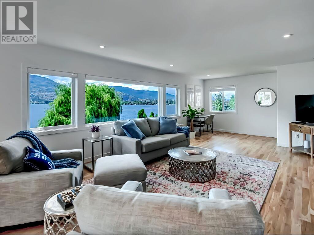 4013 LAKESIDE Road Penticton