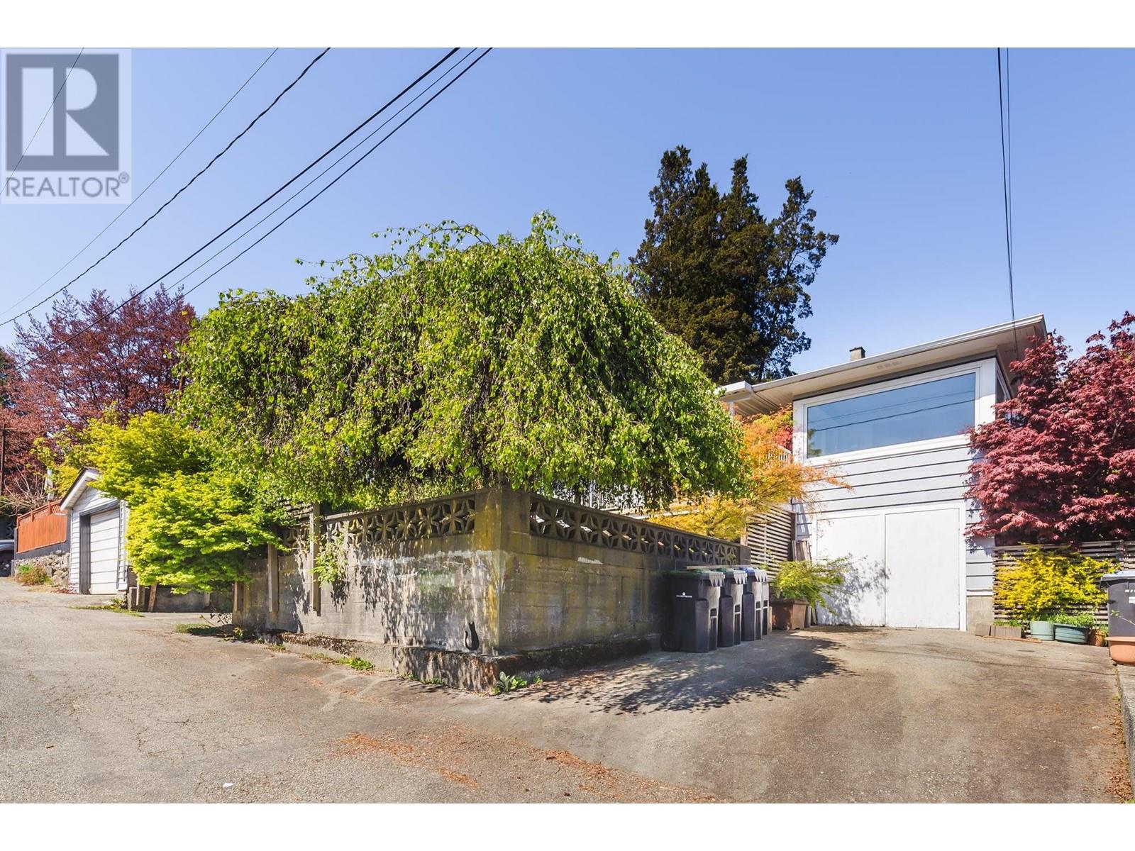 430 E Eighth Avenue, New Westminster, British Columbia  V3L 4L1 - Photo 37 - R2873418