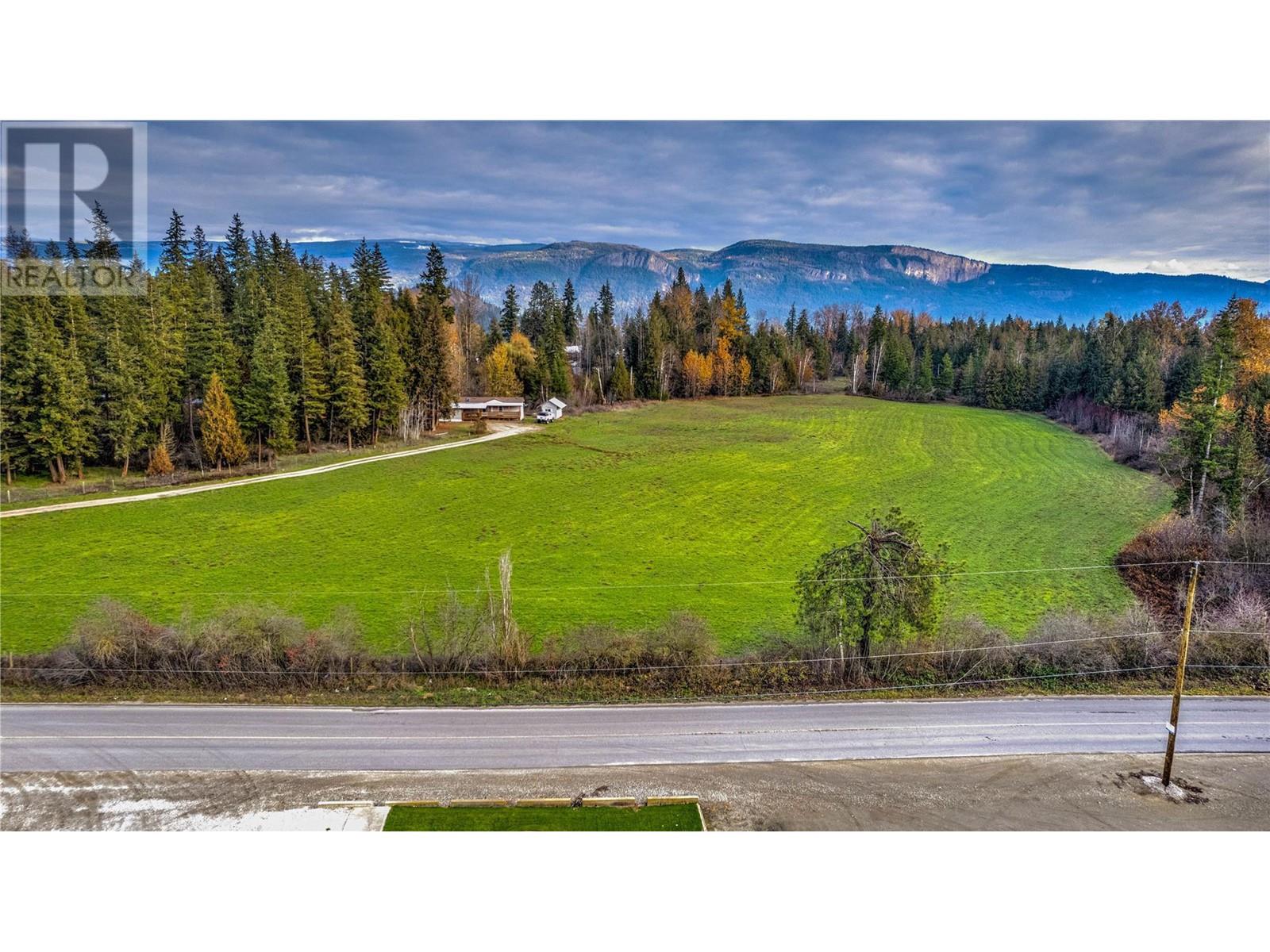 11 Gardom Lake Road, Enderby, British Columbia  V0E 1V2 - Photo 3 - 10310695