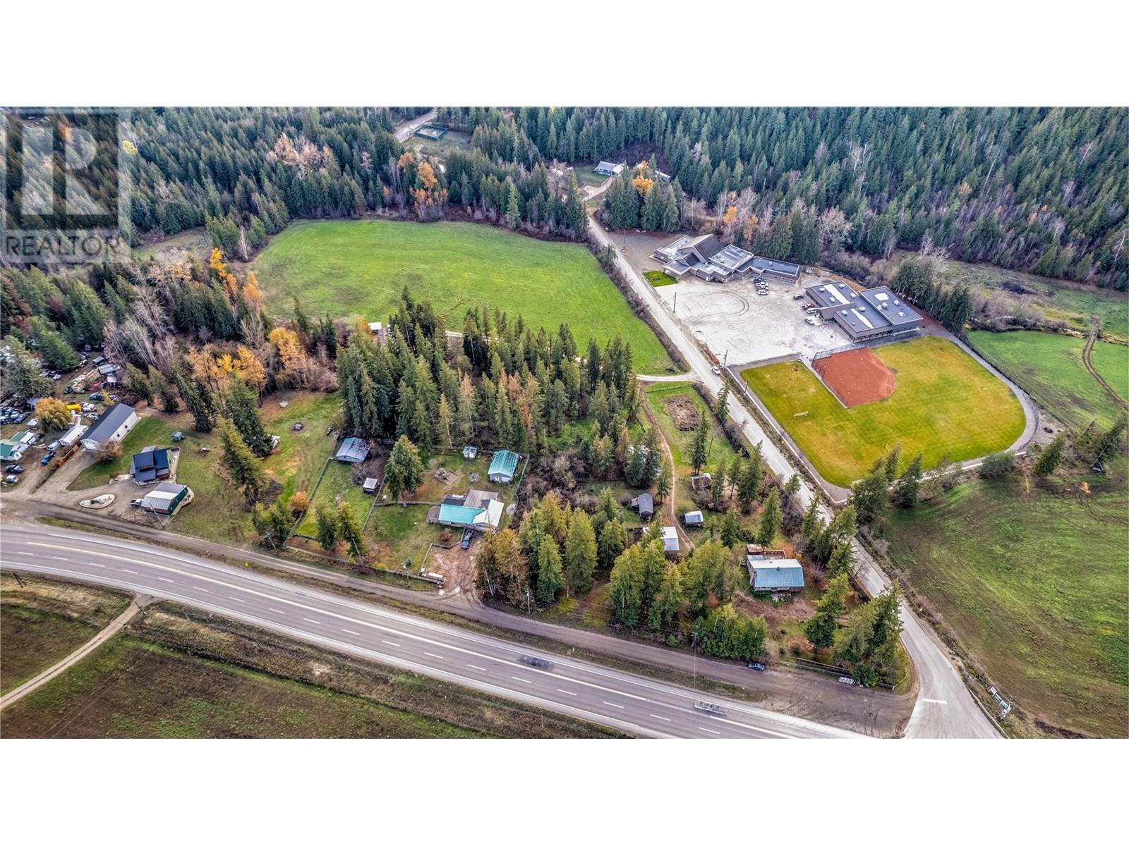 11 Gardom Lake Road, Enderby, British Columbia  V0E 1V2 - Photo 6 - 10310721