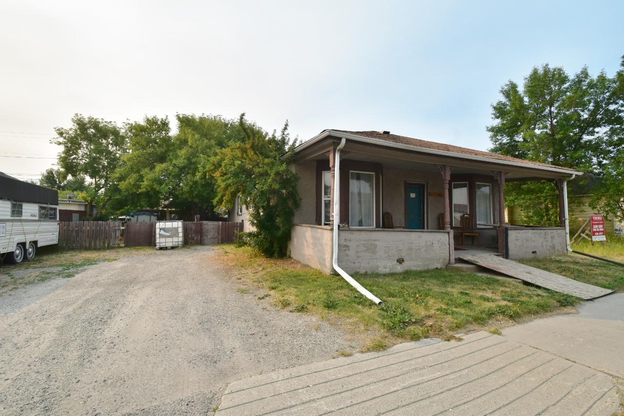 222 - 224 Van Horne Street S, Cranbrook, British Columbia  V1C 1Z4 - Photo 1 - 2476324