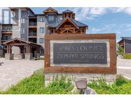 205 - 16 BECKWITH LANE, Blue Mountains, Ontario