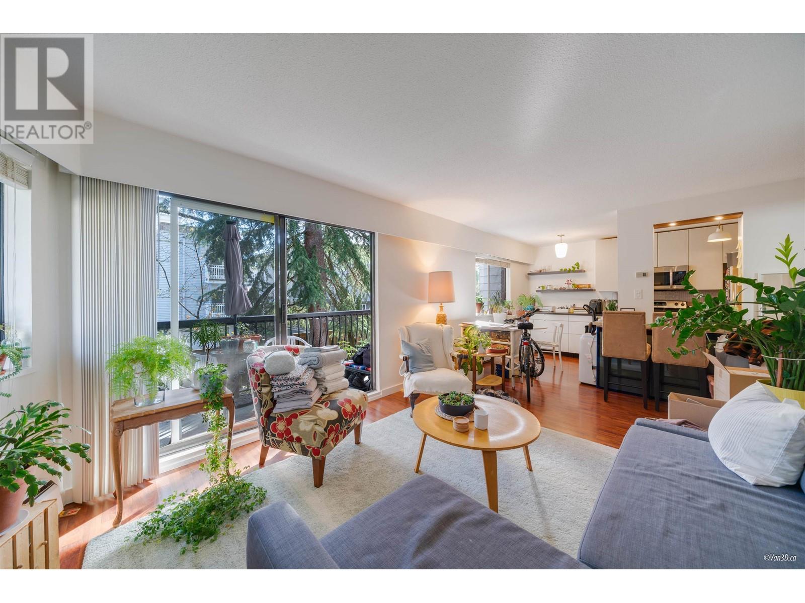 Listing Picture 11 of 17 : 207 2330 MAPLE STREET, Vancouver / 溫哥華 - 魯藝地產 Yvonne Lu Group - MLS Medallion Club Member