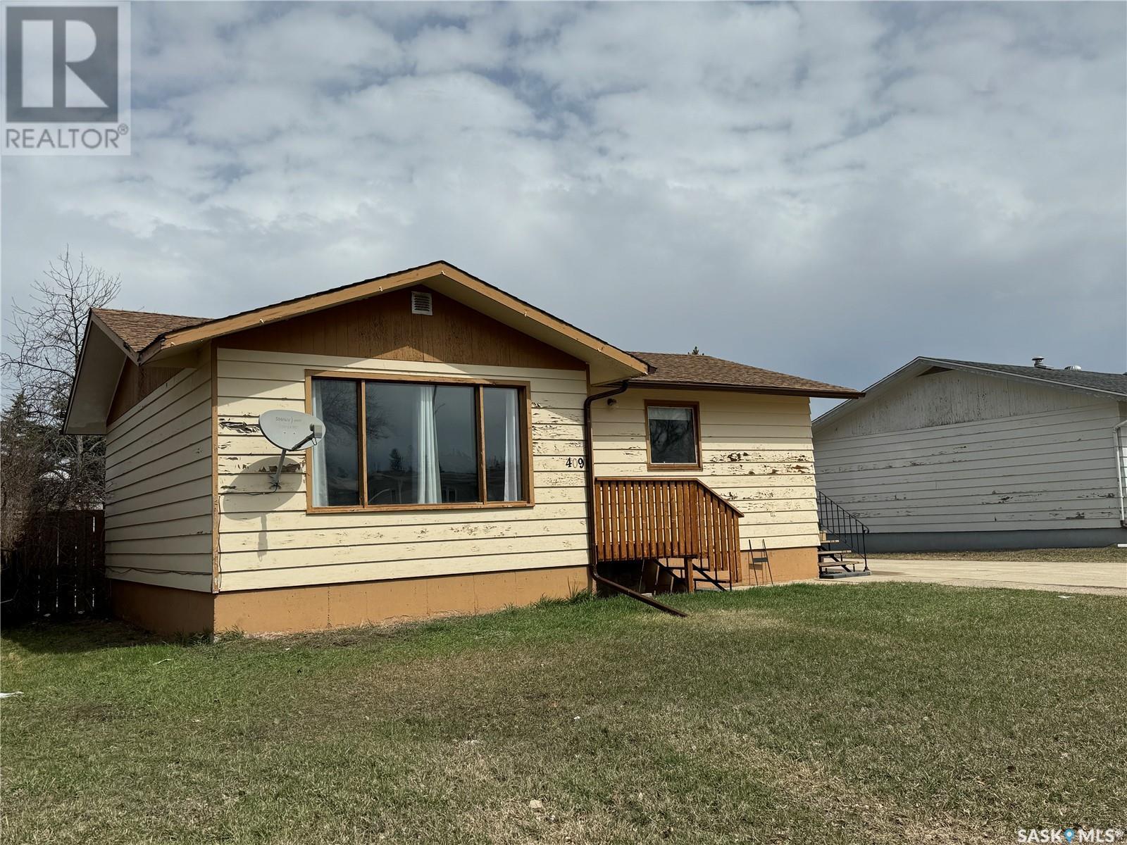 409 5th Avenue W, Biggar, Saskatchewan  S0K 0M0 - Photo 27 - SK966832