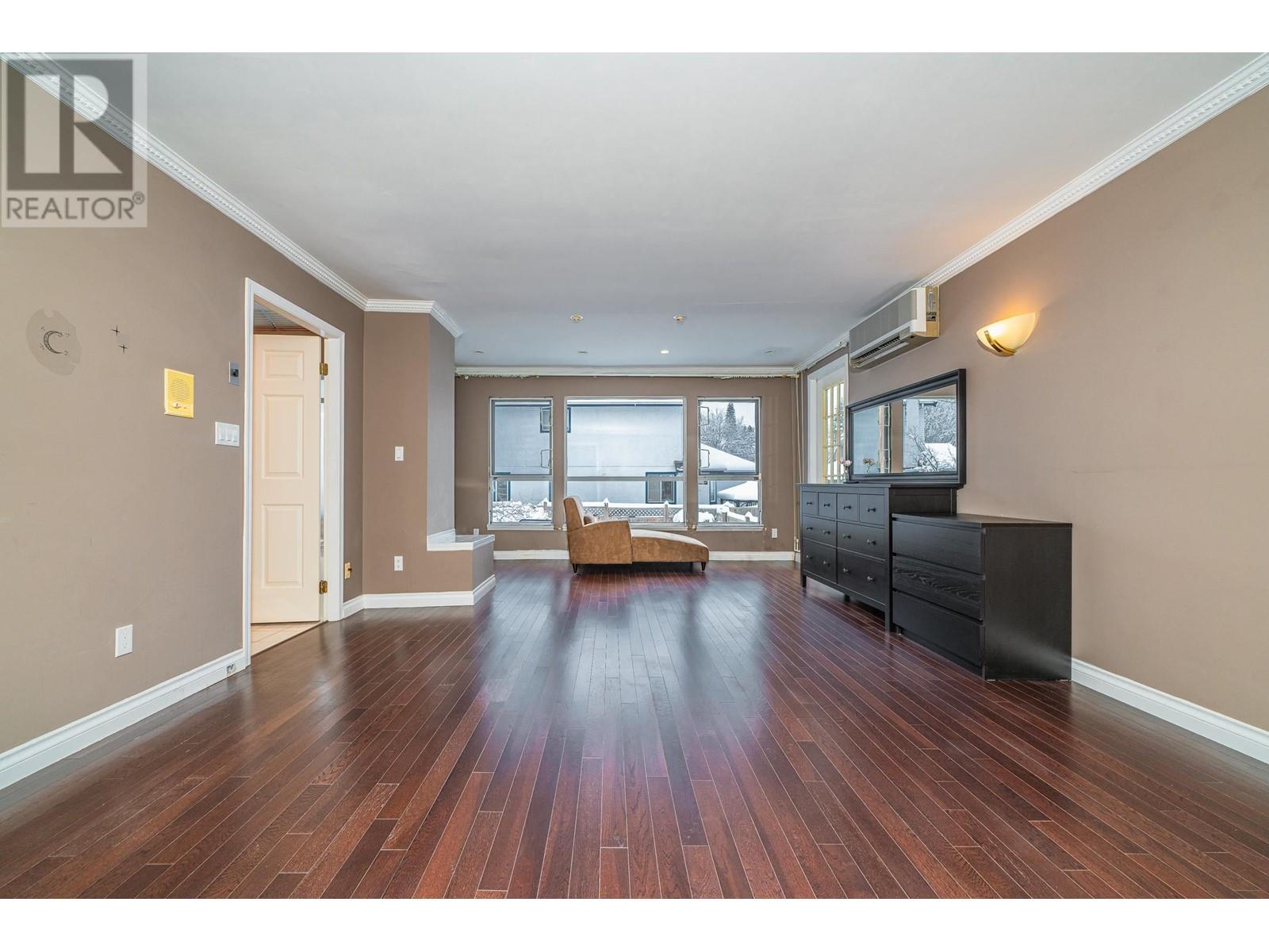 Listing Picture 21 of 32 : 6518 ANGUS DRIVE, Vancouver / 溫哥華 - 魯藝地產 Yvonne Lu Group - MLS Medallion Club Member