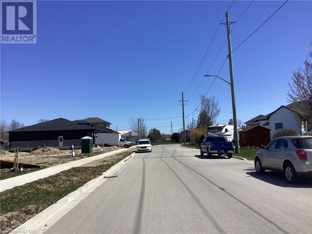 165 Elgin Avenue E, Goderich, Ontario  N7A 1K7 - Photo 5 - 40515113