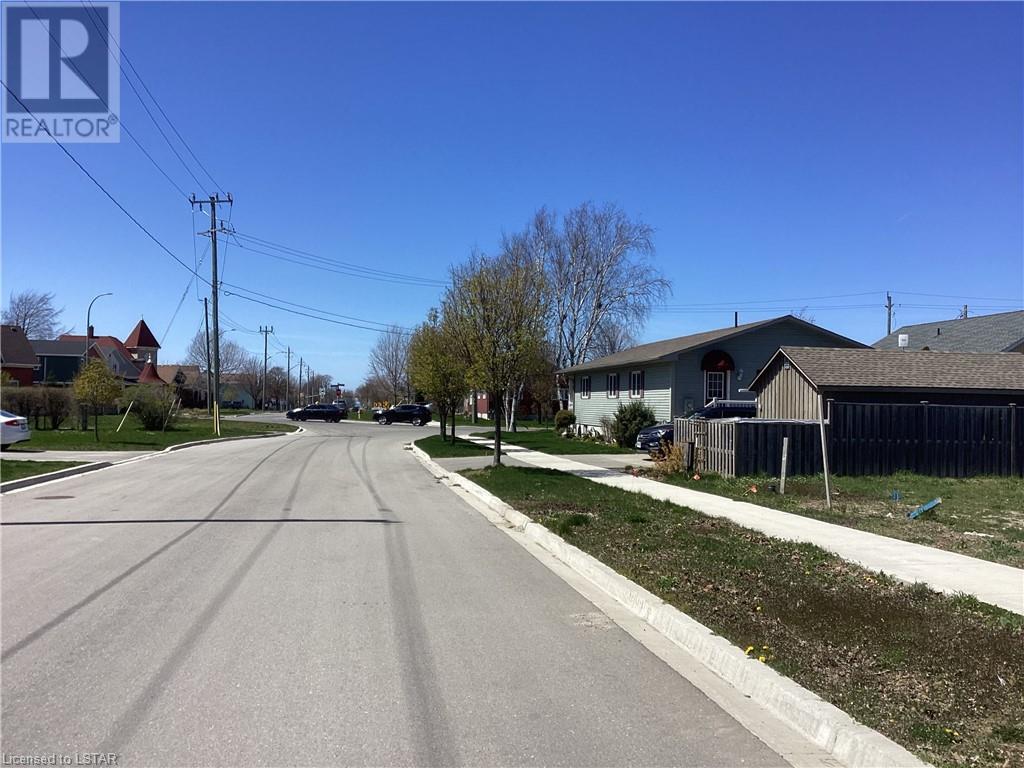 165 Elgin Avenue E, Goderich, Ontario  N7A 1K7 - Photo 6 - 40515113