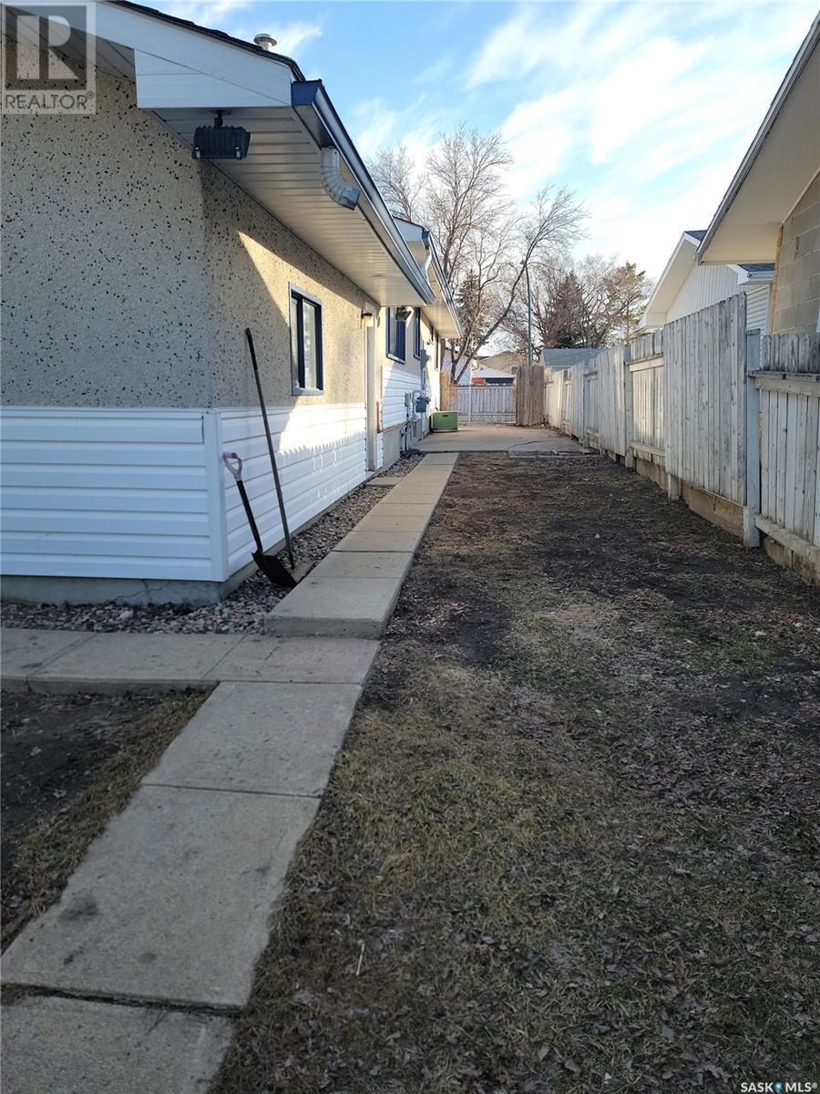 837 Northumberland Avenue, Saskatoon, Saskatchewan  S7L 3W4 - Photo 29 - SK966855