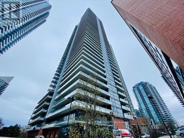 <h3>$2,800<small> Monthly</small></h3><p>#1208 -10 Parklawn Rd, Toronto, Ontario</p>