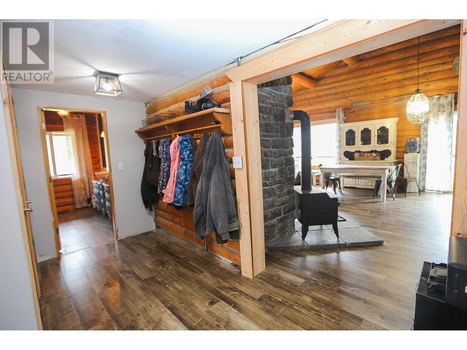 4086 Dixon Creek Road, Barriere, British Columbia  V0E 1E1 - Photo 17 - 177992