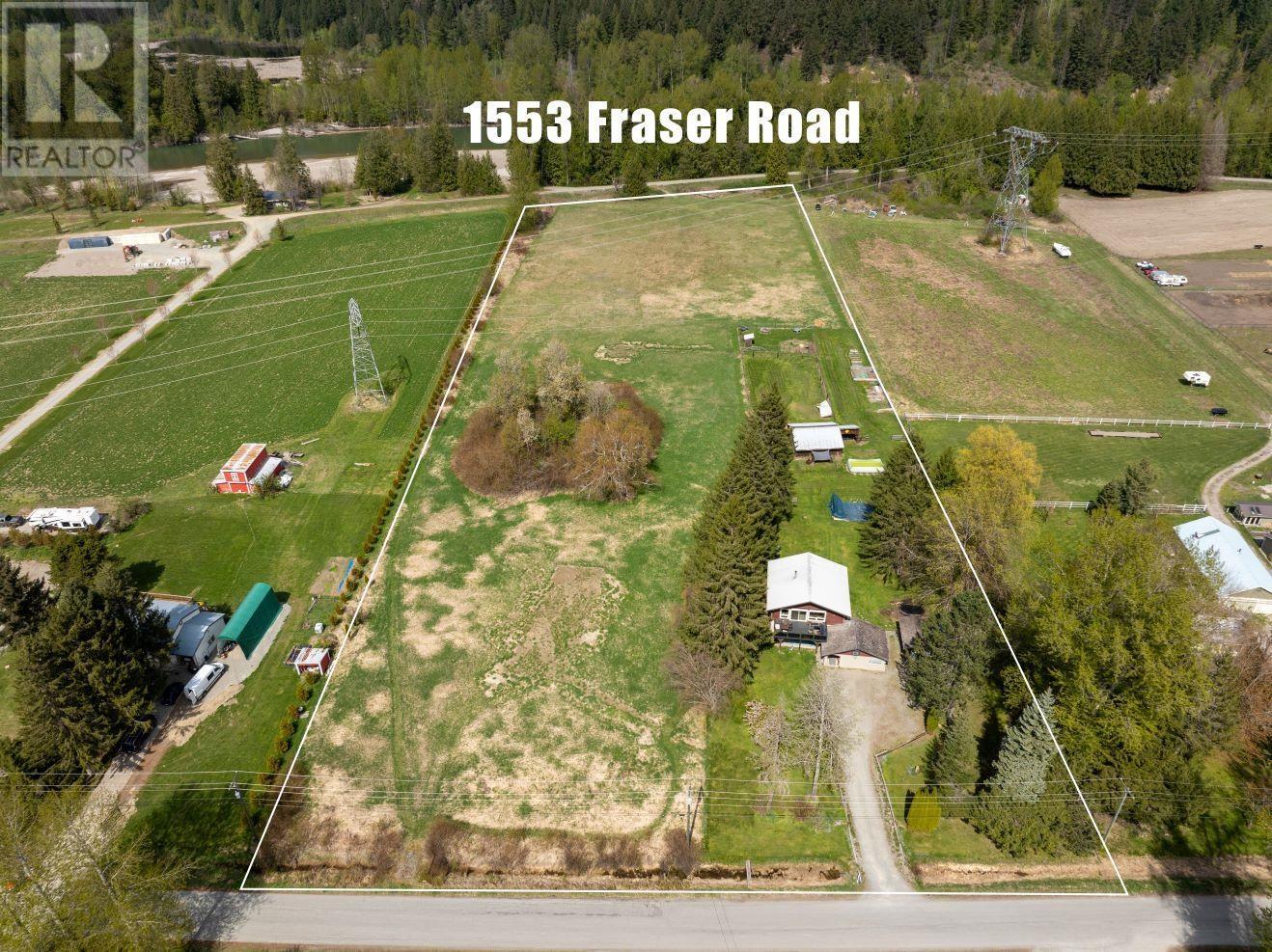 1553 Fraser Road, Pemberton, British Columbia  V0N 2L0 - Photo 37 - R2864201