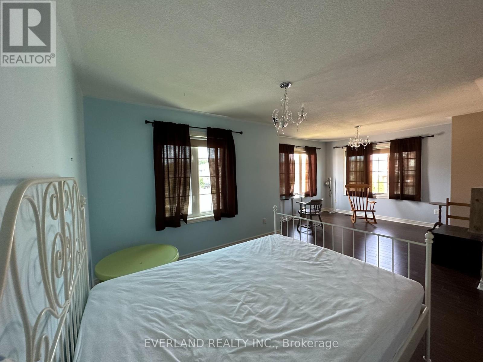 1 Bedroom 119 Alamo Heights Dr, Richmond Hill, Ontario  L4S 2W6 - Photo 8 - N8262588