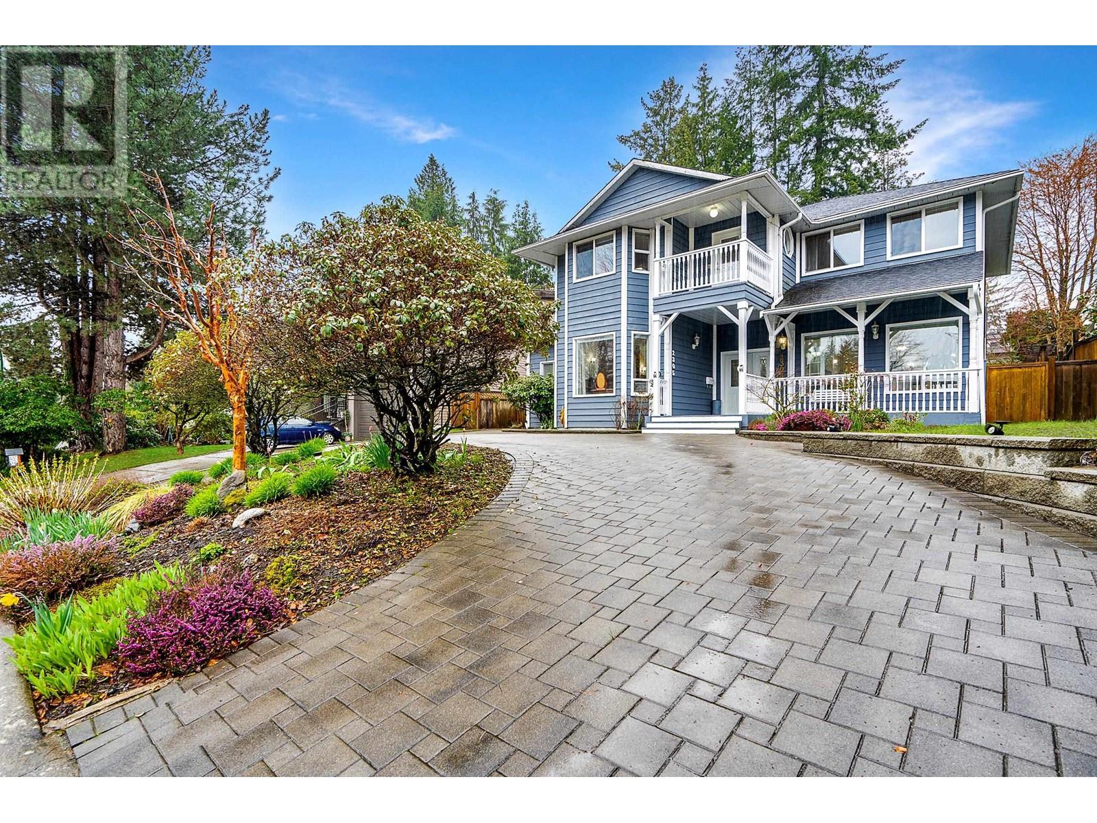 2305 ENNERDALE ROAD, north vancouver, British Columbia