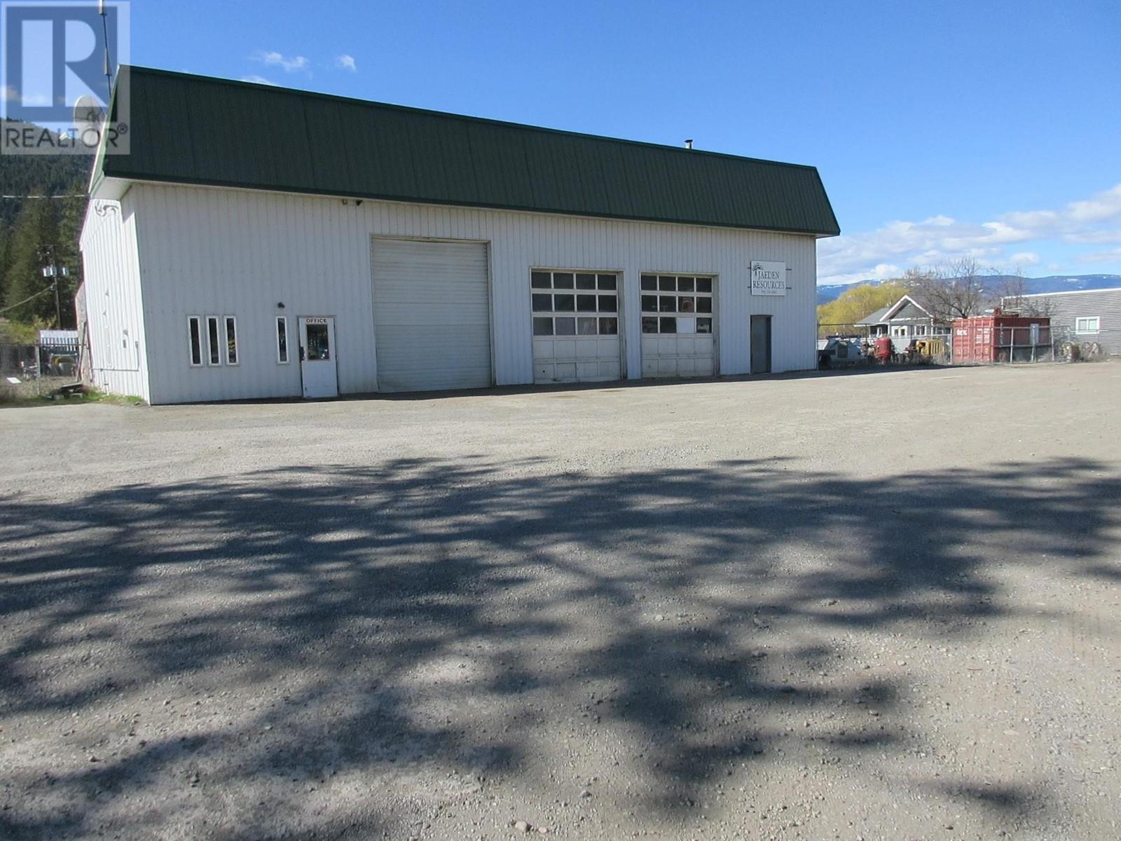 402 Merritt-Spences Bridge Highway, Merritt, British Columbia    - Photo 8 - 178011