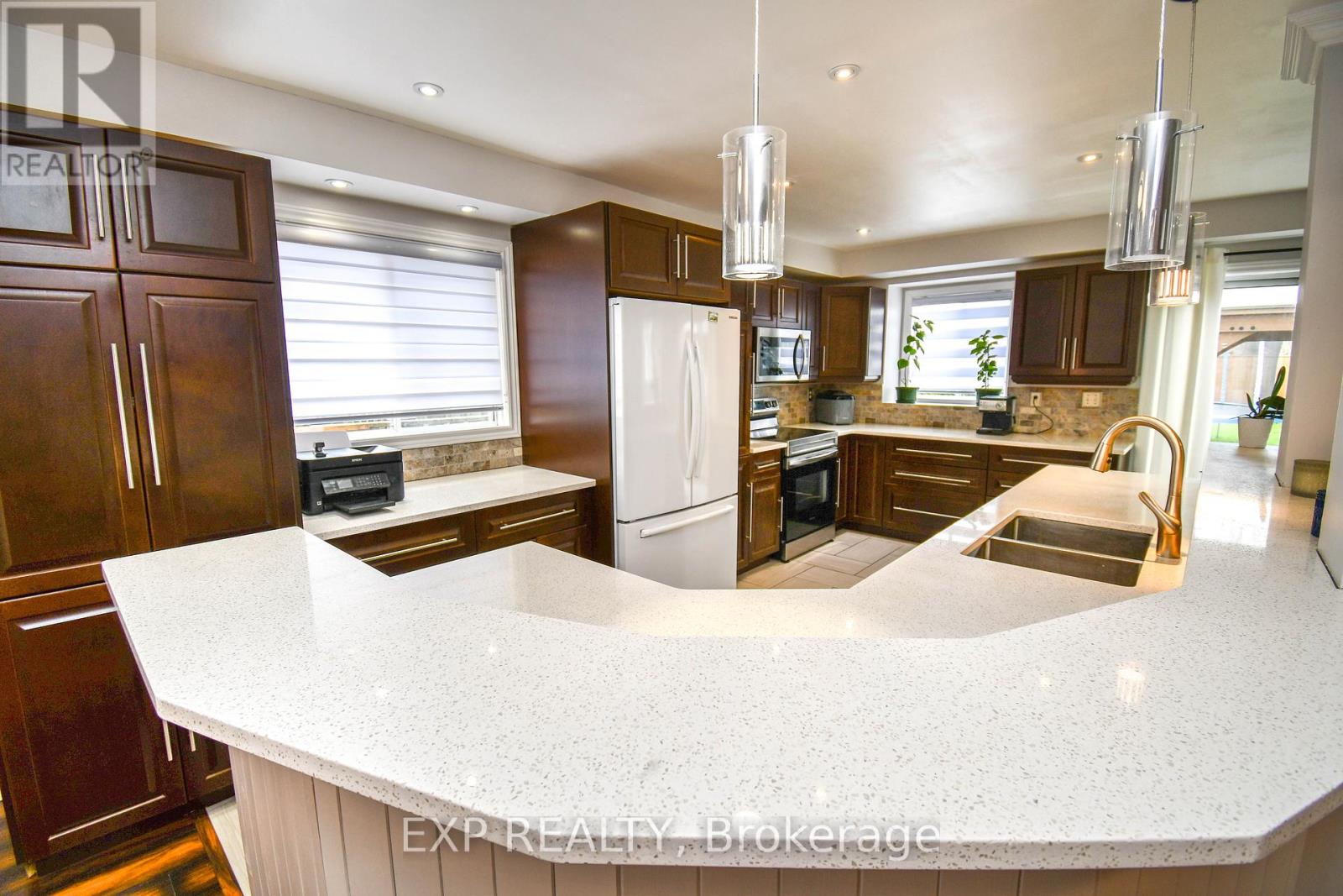 30 Aikens Cres, Barrie, Ontario  L4N 8M6 - Photo 7 - S8263456