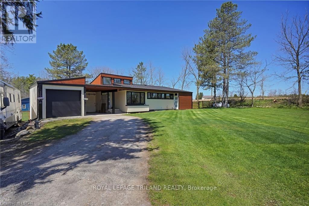34159 Maguire Rd, North Middlesex, Ontario  N0M 1A0 - Photo 1 - X8262906