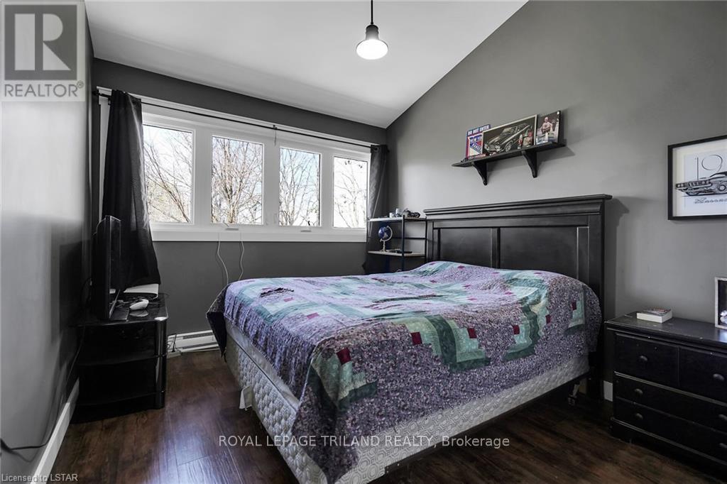 34159 Maguire Rd, North Middlesex, Ontario  N0M 1A0 - Photo 16 - X8262906