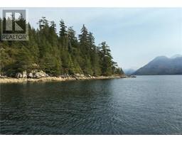 893264 Bligh Island, nootka island, British Columbia
